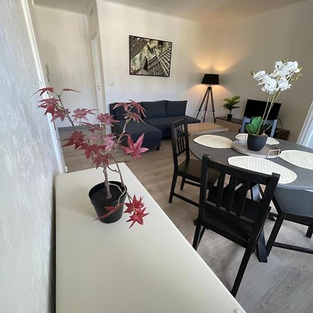 Appartement Renove Tout Equipe, Centre Ville, Proche De La Gare Et Commerce Флер Экстерьер фото