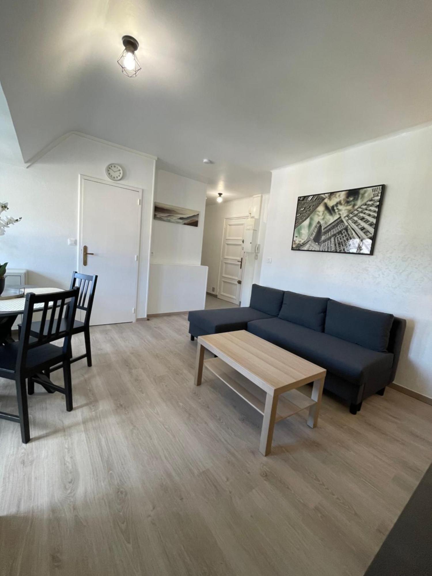 Appartement Renove Tout Equipe, Centre Ville, Proche De La Gare Et Commerce Флер Экстерьер фото